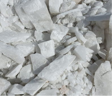High purity industrial quartz lumps supplied from India